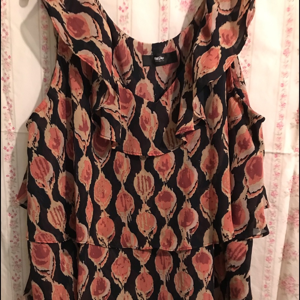 Beautiful sleeveless blouse